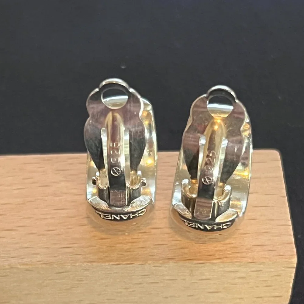Chanel Vintage 925 Sterling Silver Logo Huggie Clip On Earrings Authentic READ‎